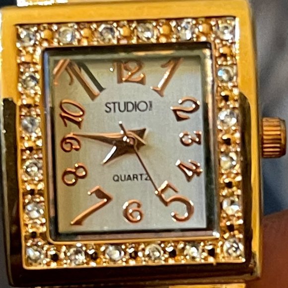 3 Women's Studio Time Bracelet Watches - Picture 3 of 7